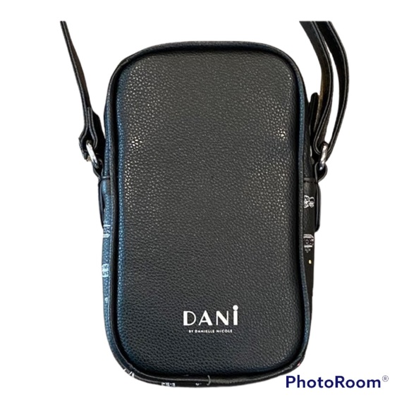 Danielle Nicole FRIENDS crossbody - Picture 3 of 7
